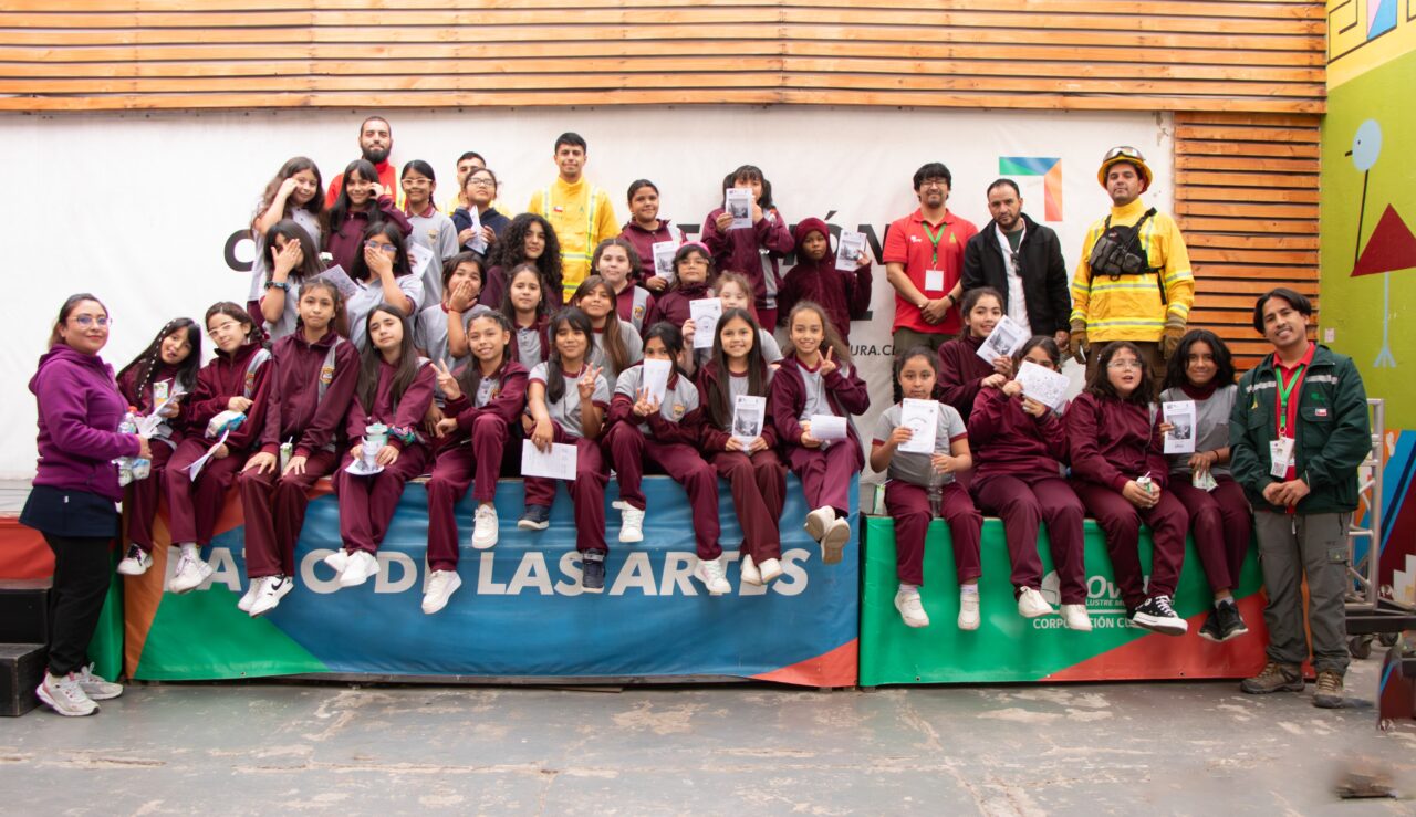 Estudiantes celebran el Día Internacional de los Bosques con actividades educativas
