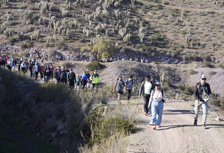 Más de 300 personas participaron en jornada de Trekking Familiar en Ovalle