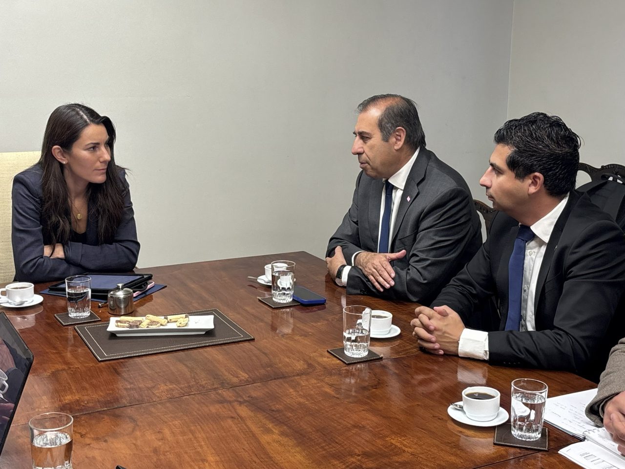 Avanzan gestiones en materia de proyectos y sistema educacional en Ovalle