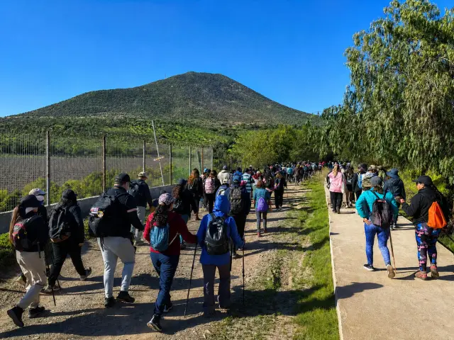 Más de 200 personas disfrutaron de una nueva jornada de Trekking Familiar en Huallillinga