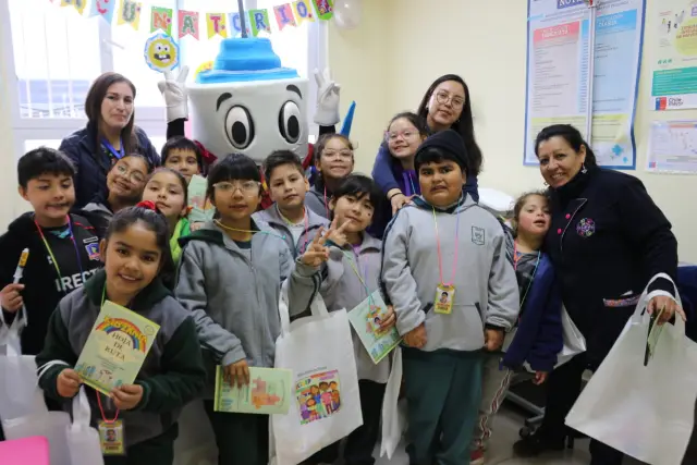 Estudiantes de la escuela Marcos Macuada de Limarí recorrieron el Cecosf de Limarí