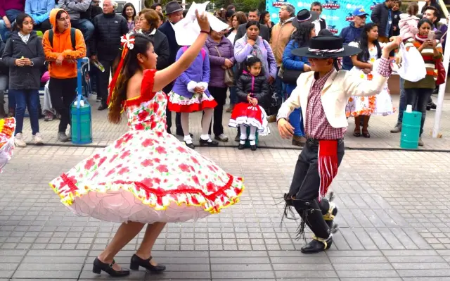Este viernes se realizará el evento folclórico Mil Pañuelos al Viento en Ovalle