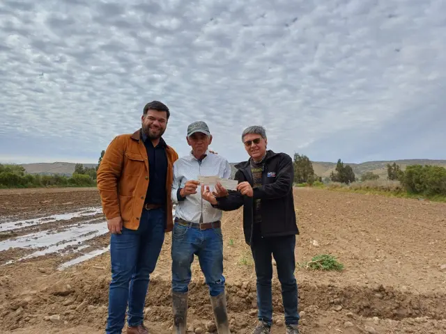 Agricultura Familiar Campesina e Indígena de Ovalle recibe importante aporte para modernizar e incorporar tecnología a sus labores