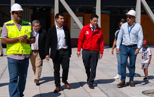 Autoridades supervisan obras de la Escuela El Crisol en Los Leices