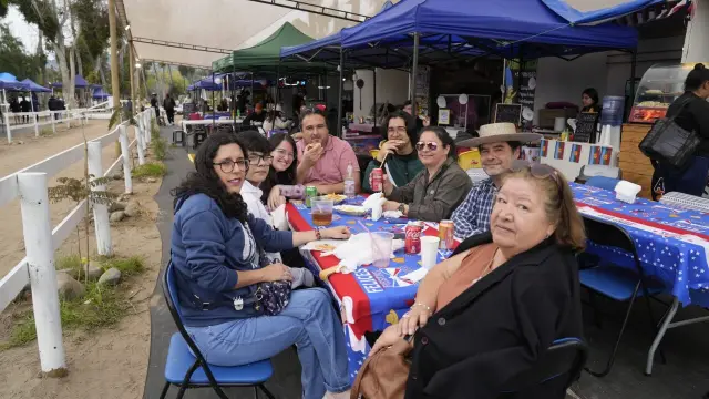Fonda Solidaria de Ovalle reunió a las familias en dos jornadas de música, tradiciones y emprendimiento en Los Peñones