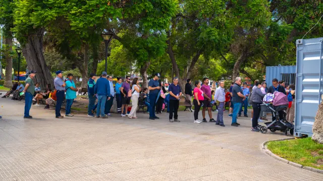 Ovallinos y ovallinas ya pueden pagar sus Permisos de Circulación 2025 en la Plaza de Armas