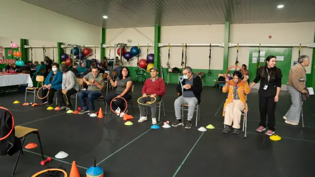 Ovalle conmemora el Día del Parkinson con jornada de neurorehabilitación en el Polideportivo Ángel Marentis Rallín