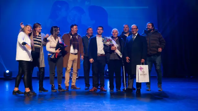 Municipio de Ovalle rinde homenaje a madres destacadas en emotiva ceremonia