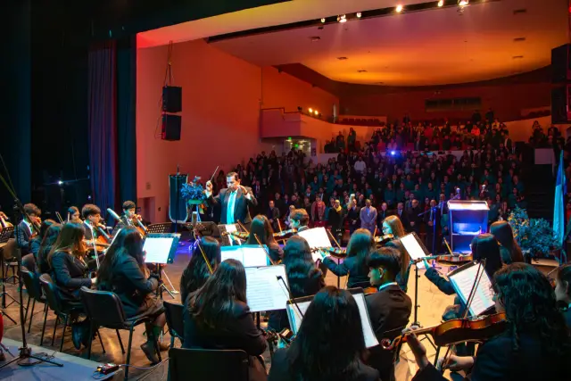 Colegio de Artes celebra un nuevo año de vida