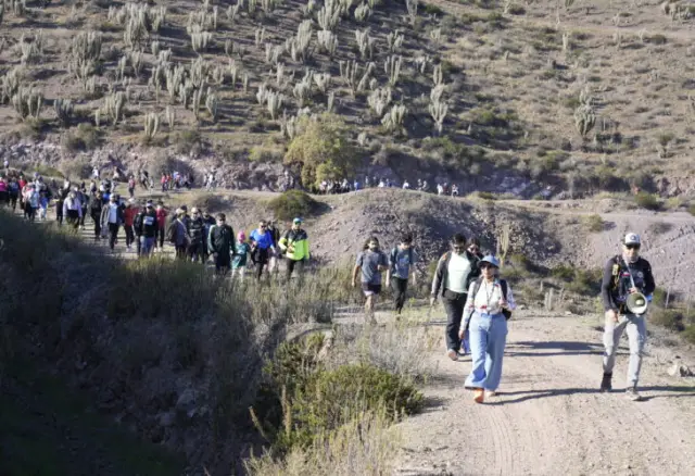 Más de 300 personas participaron en jornada de Trekking Familiar en Ovalle