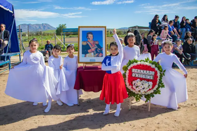 Escuela Bernardo O’Higgins de La Chimba conmemoró el 247° Natalicio del Padre de la Patria