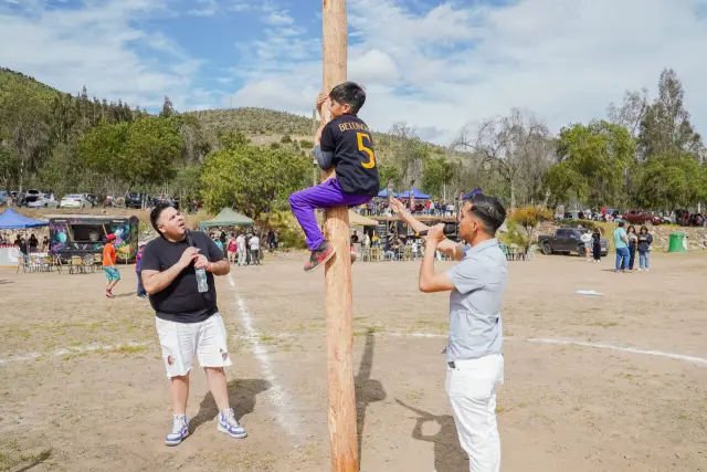 Parque Tamelcura se vistió de blanco, azul y rojo en la celebración de Fiestas Patrias