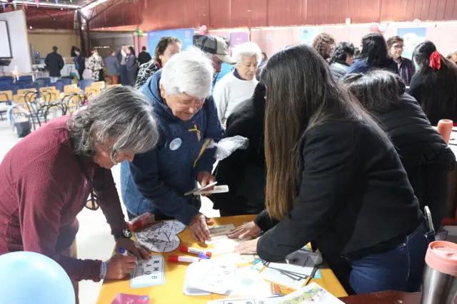 CESFAM Cerrillos de Tamaya celebró a los adultos mayores con jornada «Pasamos Agosto»
