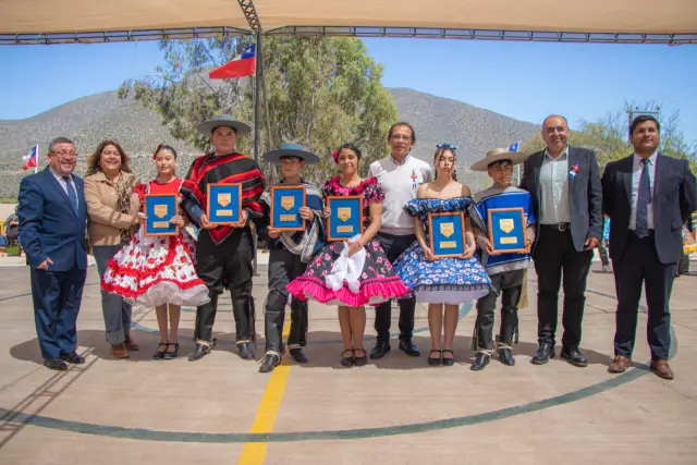 Escuelas rurales brillaron en el XIX Encuentro de Cueca