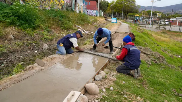 Municipio ejecuta obras de mejoramiento en acceso principal a poblaciones Pacífico y El Molino
