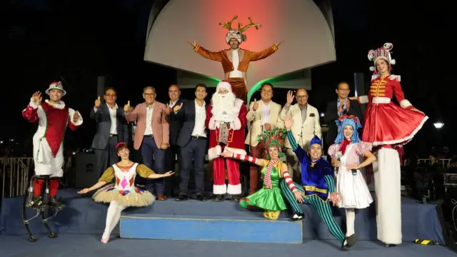 Con récord de asistencia: Ovalle encendió el Árbol de Navidad Natural más grande de Chile