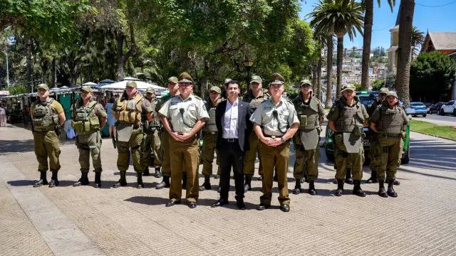 Triplican dotación de la Sección Centauro de Carabineros con la llegada de 11 nuevos efectivos